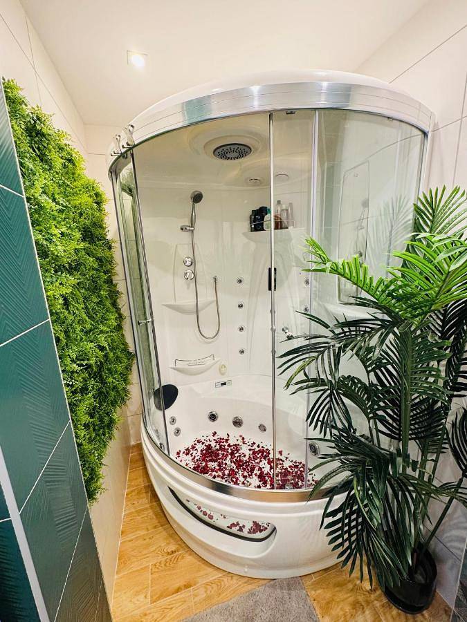 Apartamento de vacaciones para 2 personas, con jacuzzi y sauna - 1