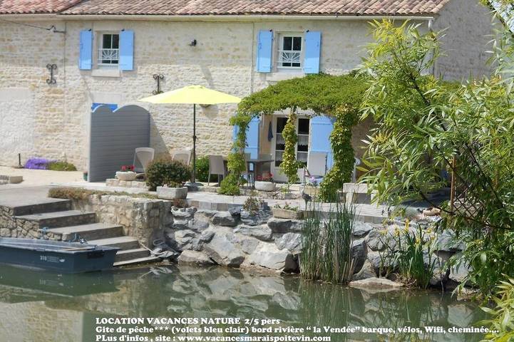 Location de vacances pour 4 personnes, avec terrasse et jardin dans Fontenay-le-Comte