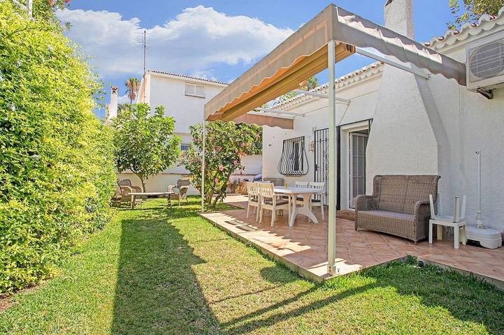 Villa for 5 people, with Terrace and Garden in La Cala de Mijas Centre