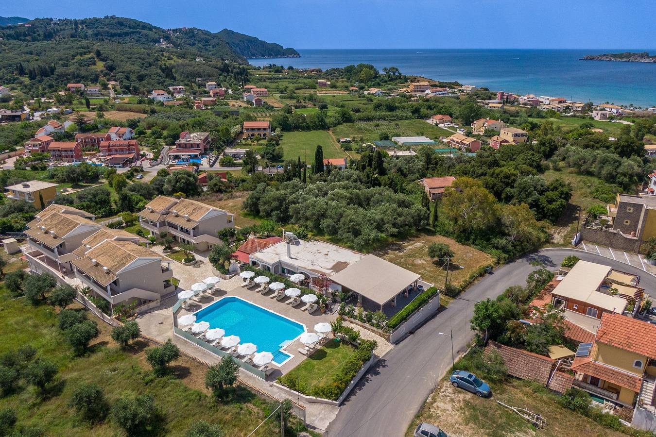Ολόκληρο το στούντιο, Studio Apartment 'Standard  Downstairs 15' with Shared Pool, Wi-Fi and Air Conditioning in Αρίλλα Αγίου Γεωργίου, Αρίλλα