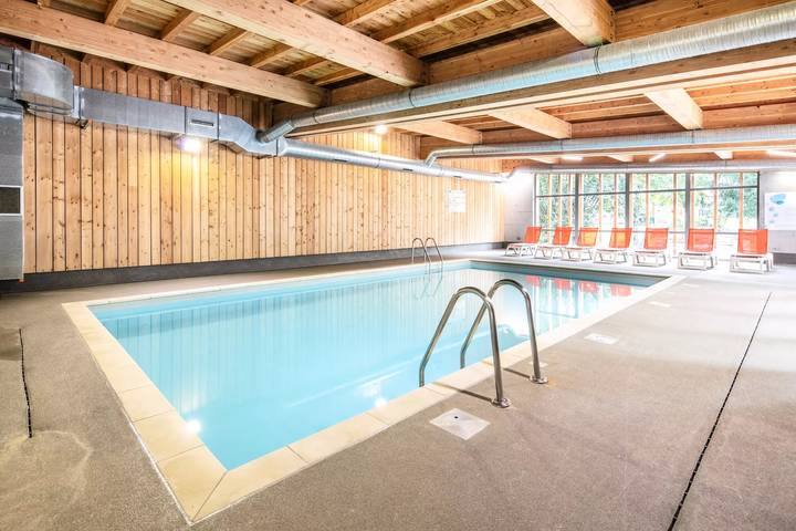 Gîte pour 7 personnes, avec sauna et piscine à Saint-Léger-les-Mélèzes - 3
