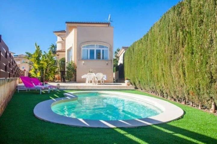 Finca für 6 Personen, mit Balkon und Garten in Colònia de Sant Jordi