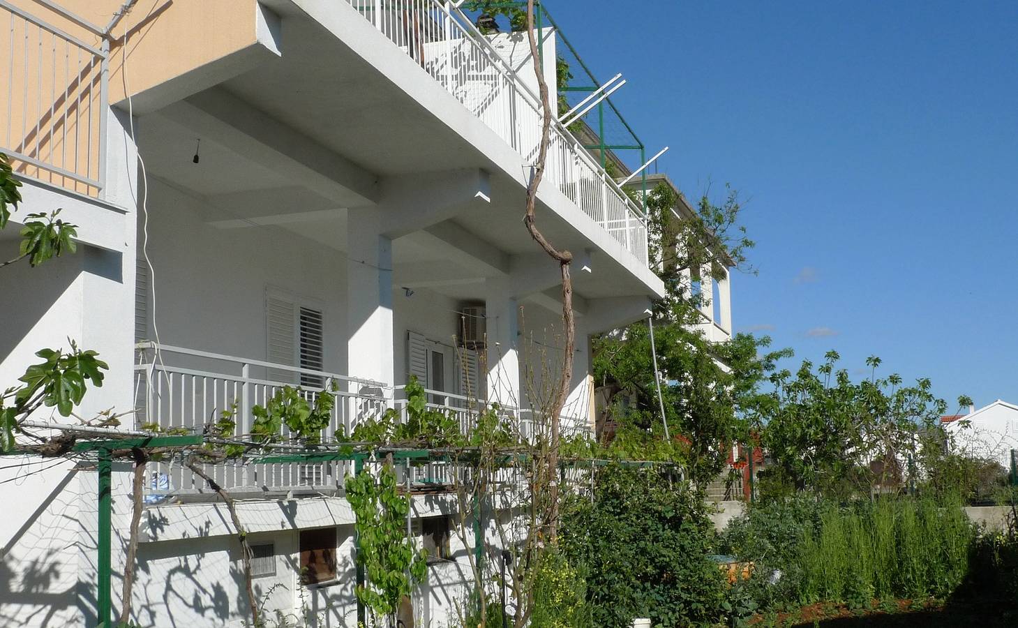 Entire apartment, One bedroom apartment with terrace and sea view Grebaštica, Šibenik A-13978-a in Grebastica, Šibenik-Knin