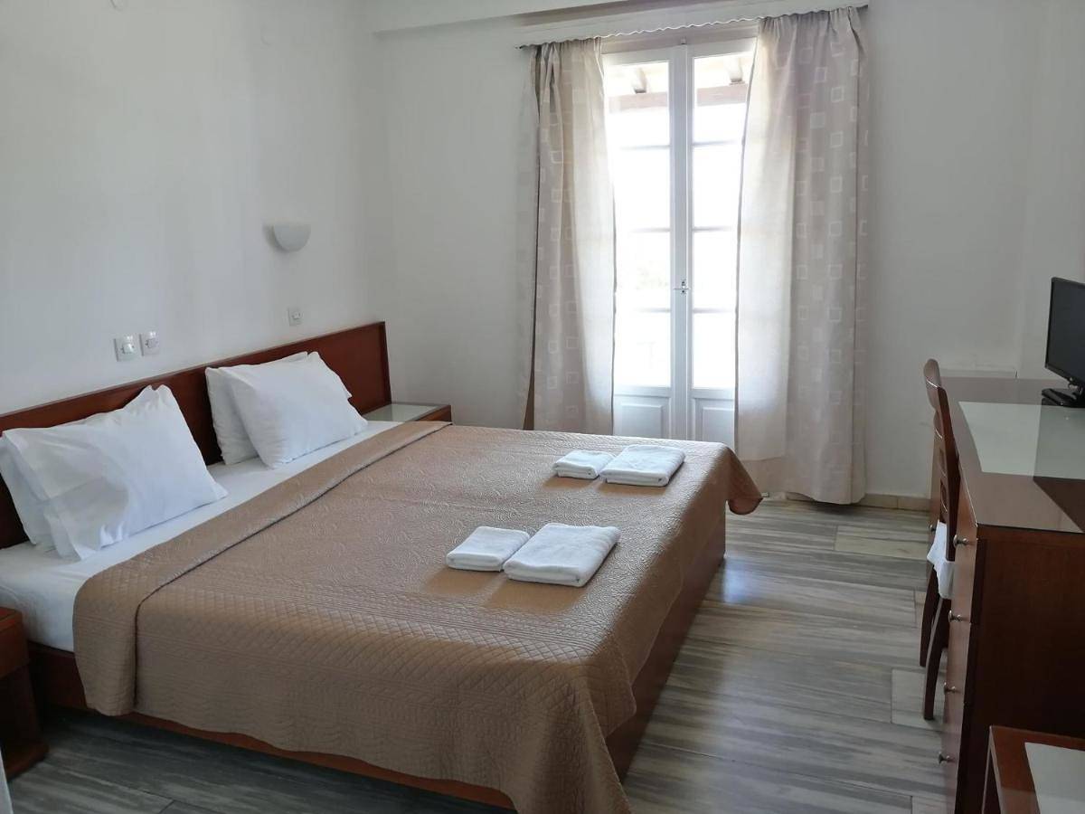 7 Islands in Spetses Ville, Spetses