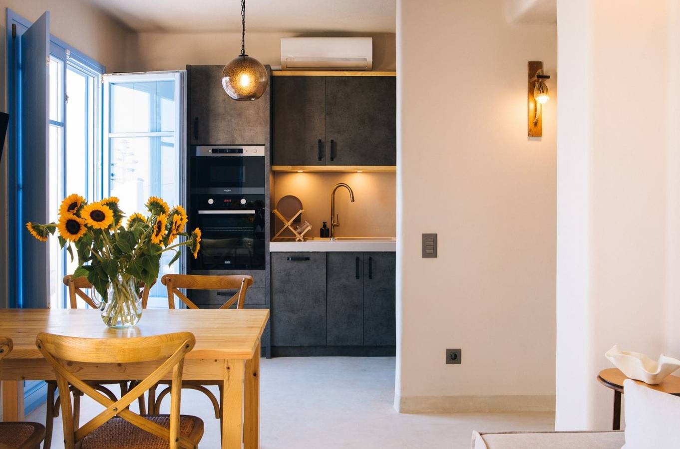 Villa für 6 Personen mit Terrasse in Finikia, Santorin