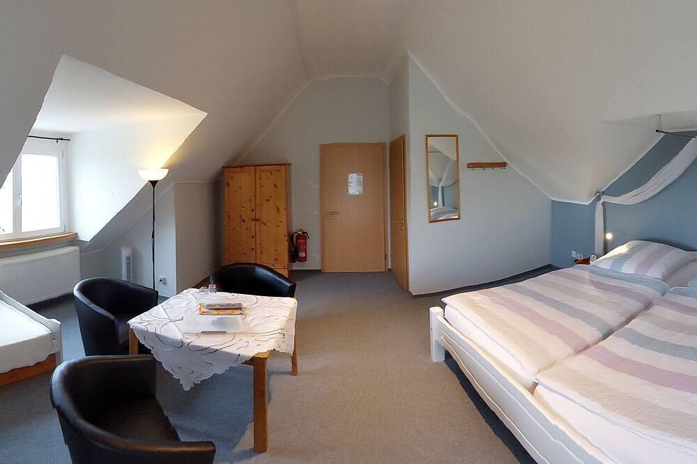Gästehaus Hasenkath am Deich, Gästezimmer, Bed&bike. Radwandern, Familenurlaub in Kleve, Niederrhein