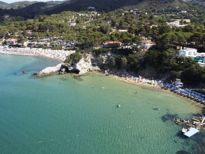 Appartamento per 4 persone, con Balcone e Terrazza nonché Giardino a Lido di Capoliveri
