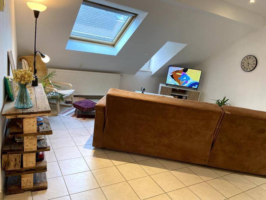 Appartement entier, Strg Center at 10 min-Christmas market and 10min Eu Parliament-Wifi-Tv in Bischheim, Région de Strasbourg