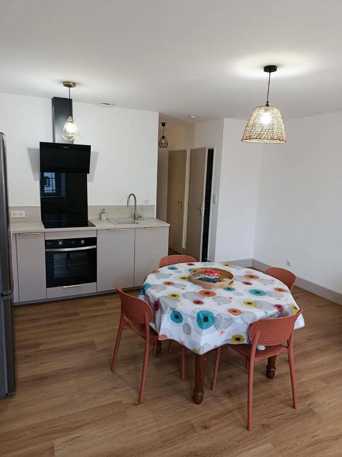 Appartement entier, Les Gîtes d'Altaïr-La Grande Ourse in Tarascon-sur-Ariège, Ariège