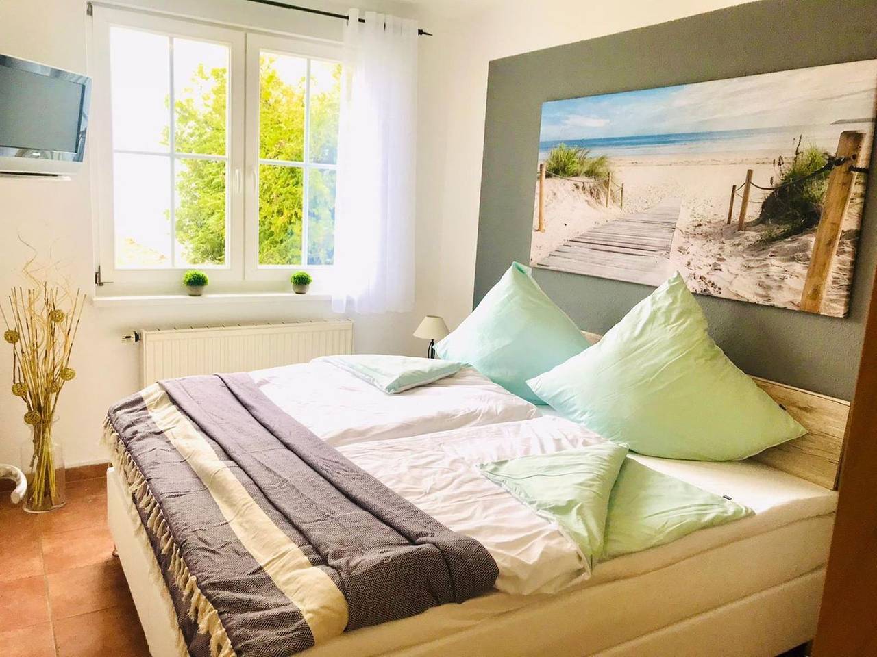 Ganze Wohnung, Ferienwohnung Rügen-Träume in ländlicher Region mit Terrasse in Neddesitz, Sagard