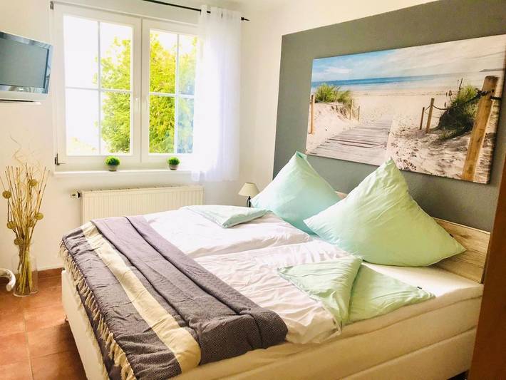 Entire apartment, Ferienwohnung Rügen-Träume in ländlicher Region mit Terrasse in Neddesitz, Sagard