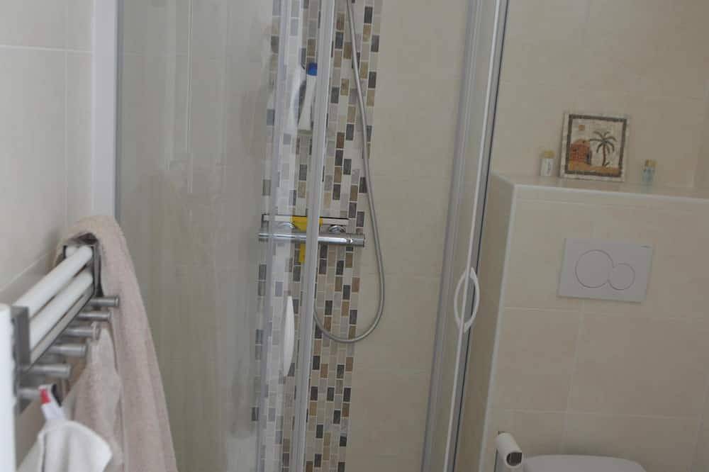 Appartement entier, Location uriage avec jacuzzi et terrasses in Vaulnaveys-le-Haut, Isère
