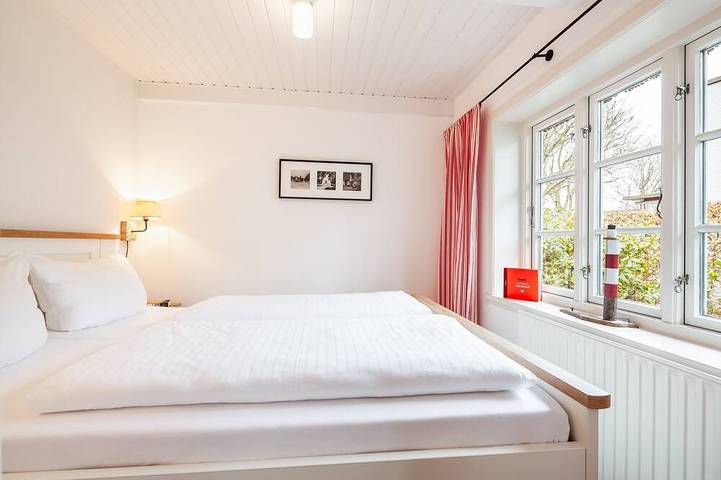 Ferienhaus für 4 Personen, mit Garten in Alkersum - 3