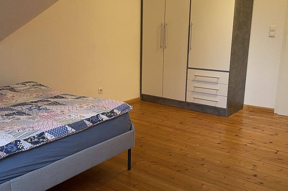 Ganze Wohnung, Ferienwohnung Varus im Erholungsgebiet Kalkriese inmitten von Wiesen und Wäldern in Ostercappeln, Osnabrücker Land