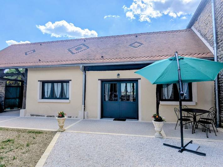Gîte pour 2 personnes, avec Terrasse dans Fain-lès-Montbard