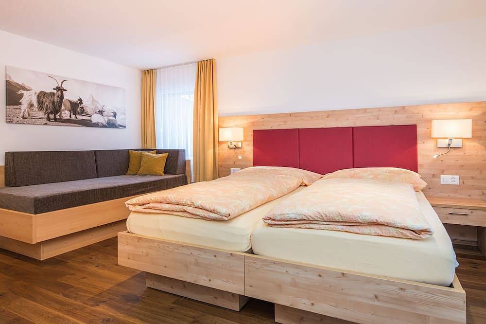 Top Ferienwohnung für Familien, grosse Spiel- und Liegewiese, zentral und ruhig in Zermatt, Walliser Alpen