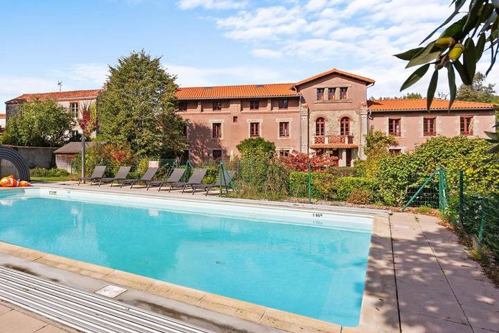 Maison de vacances pour 8 personnes, avec jardin et piscine, adapté aux familles