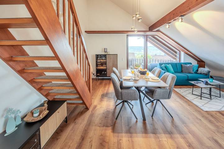 Ferienwohnung für 4 Personen, mit Balkon und Seeblick sowie Ausblick in Öhningen - 2