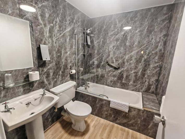Hôtel pour 2 personnes, avec vue, animaux acceptés à Callander - 2