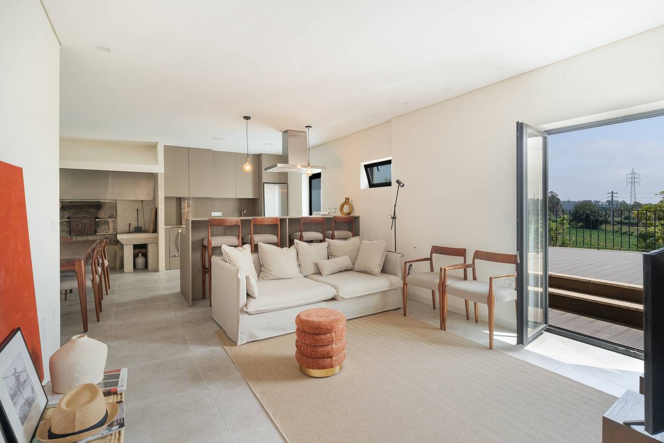 Casa de Férias 'Pitoresca no Norte de Portugal' com Jardim Privado, Varanda e Wi-Fi in Gemeses, Parque Natural do Litoral Norte