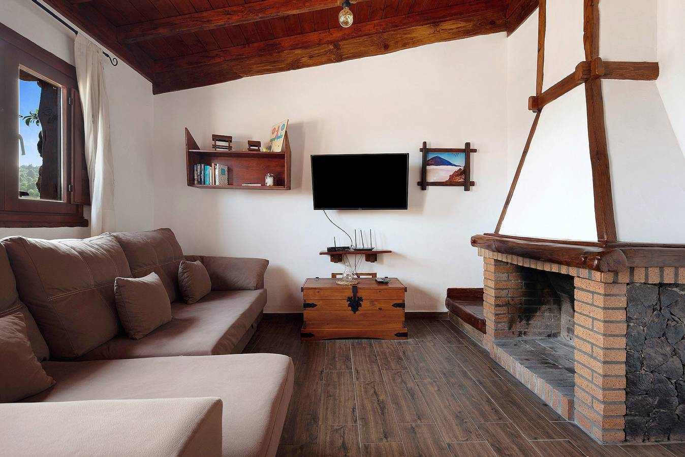 Casa Rural Romance con vistas al mar, jacuzzi y Wi-Fi in Cueva del Viento, Icod de los Vinos