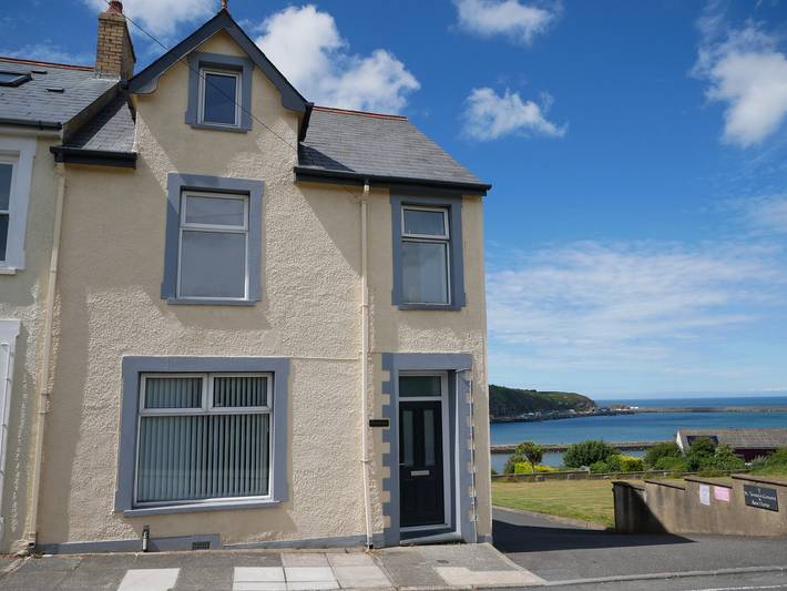 Holiday rental for 6 people in Fishguard