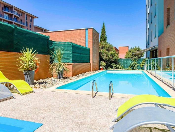 Apartahotel para 2 personas, con vistas y piscina, Se admiten mascotas en Toulouse