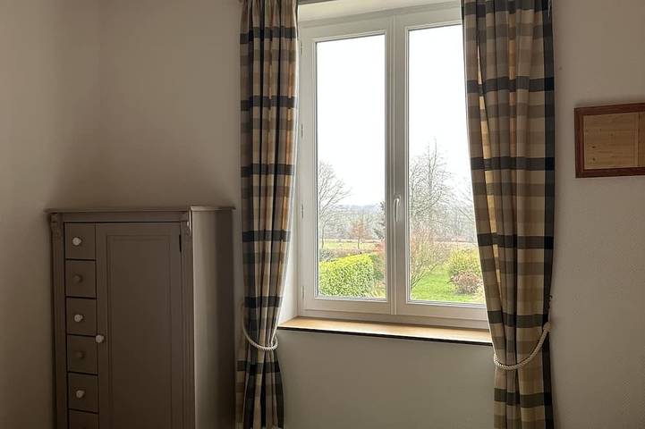 Location de vacances pour 7 personnes, avec jardin et terrasse à Saint-Brice-de-Landelles - 2