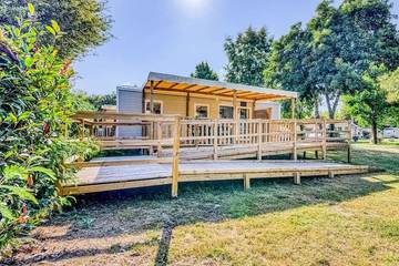 Camping pour 6 personnes, avec terrasse à Parentis-en-Born