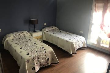Vacation Rental for 6 Guests in Cadiz Old Town, Cádiz, Picture 4