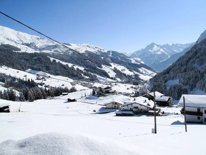 Villa für 8 Personen, mit Balkon in Tirol - 2