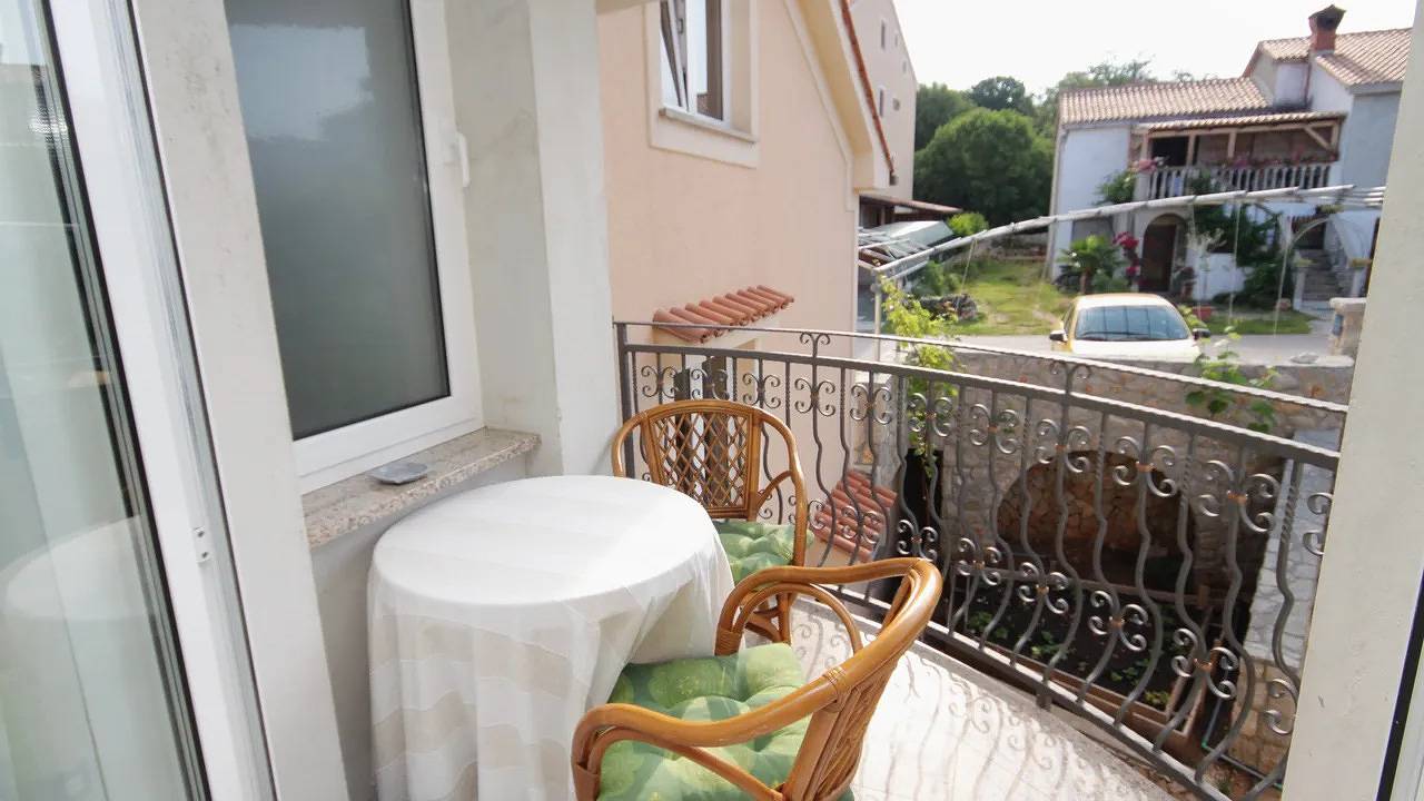 Appartamento vacanze a Njivice a partire da 97€ a notte