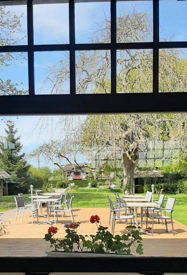 Hôtel pour 2 personnes, avec terrasse ainsi que jardin et vue