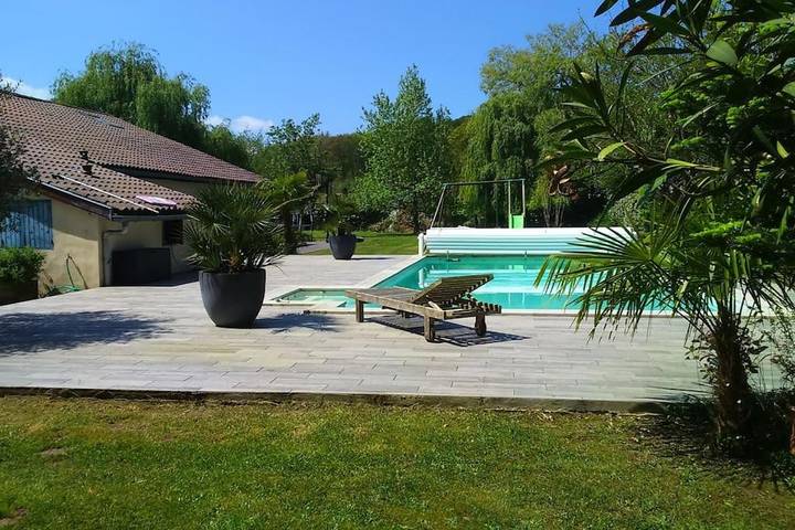 Cottage pour 6 personnes, avec piscine et jardin, animaux acceptés à Biaudos