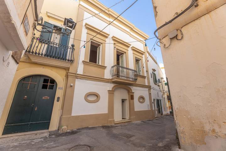 Ferienwohnung für 2 Personen, mit Terrasse und Whirlpool in Gallipoli - 3