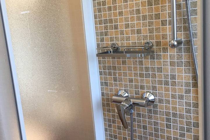 Appartamento intero, Casa dei Limoni in posizione Tranquilla vicino al centro di Garda in Garda, Prealpi Gardesane