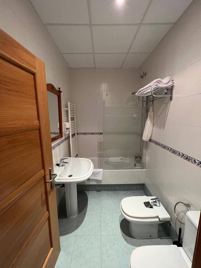 Hostal Villa el Colmenar in Mombeltrán, Valle del Tiétar