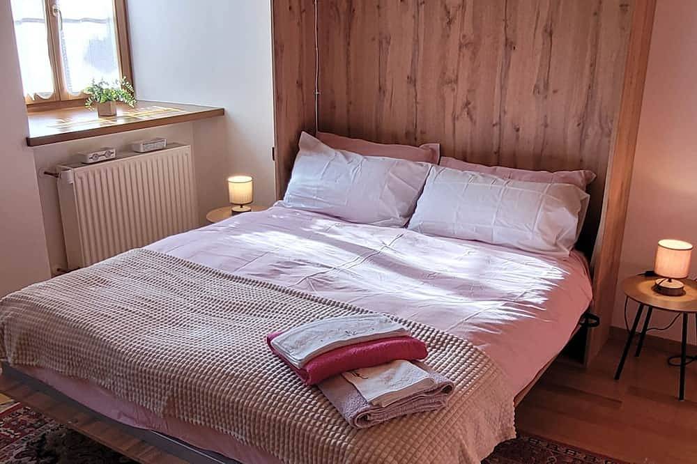 Ganze Wohnung, Maison Cavalese - Wild Forest - Tranquility at 2 steps from the center in Cavalese, Fleimstaler Alpen