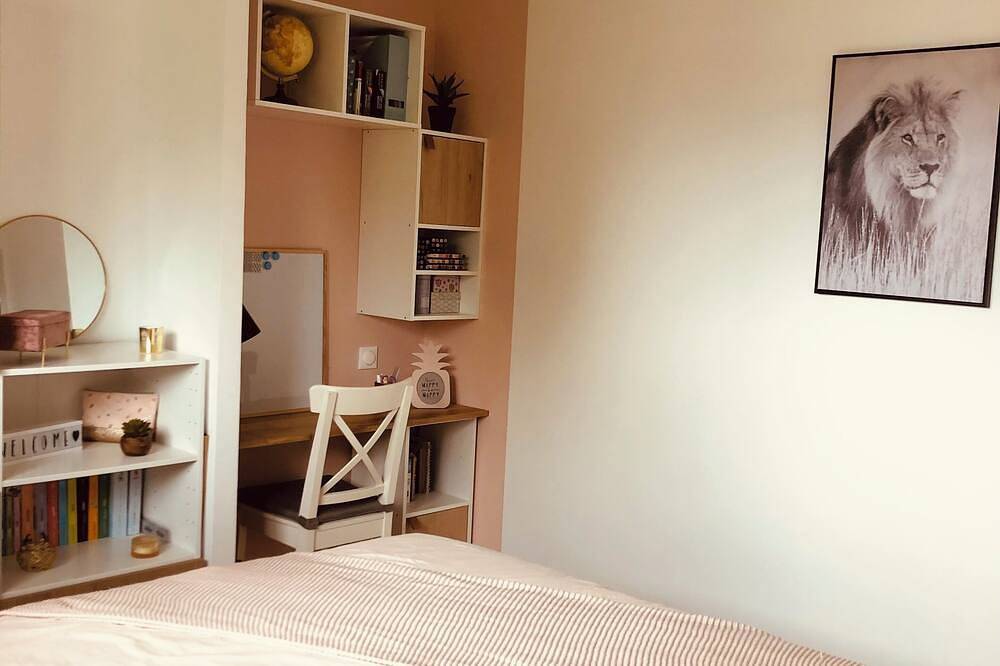 Spacious family home with swimming pool  in Mios, Region de Arcachon