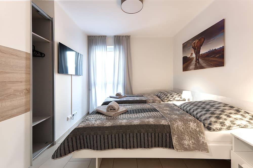 Ganze Wohnung, Modern Wohnen mit Smarttv, Parkplatz und Küche in Rehme, Bad Oeynhausen