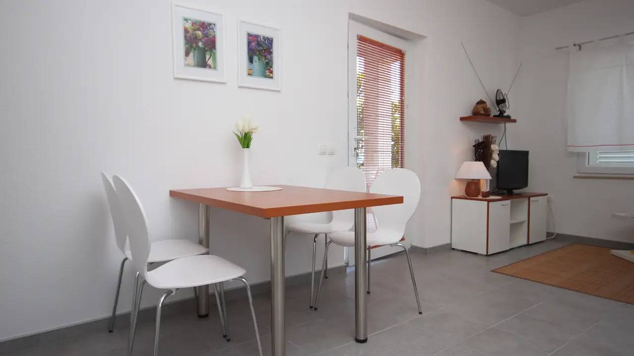 Appartement de vacances entier, Ferienwohnung für 4 Personen (33 m²) in Podgora in Podgora (Split-Dalmatie), Makarska riviera
