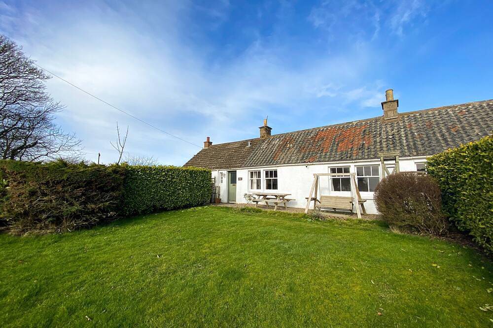 Kirkmay Cottage -  a cottage that sleeps 4 guests  in 2 bedrooms in Crail, Fife region