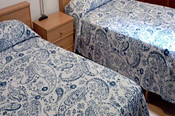 Gemütliches Doppelzimmer mit eigenem Bad in Luarca, Valdés