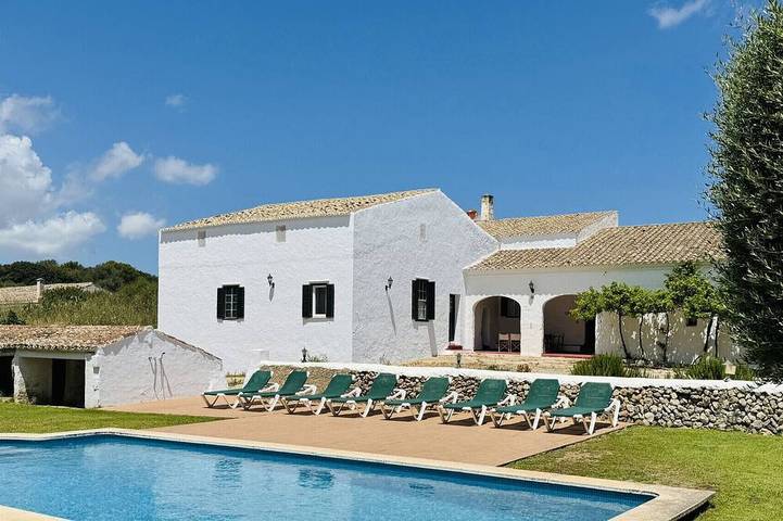 Chalet para 8 personas, con jardín, Se admiten mascotas en Menorca