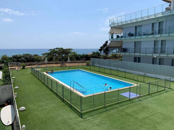 Apartamento de vacaciones para 5 personas, con balcón y piscina - 1