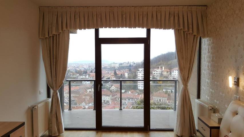 Gîte pour 4 personnes, avec vue et terrasse dans Poiana Brasov - Brasov