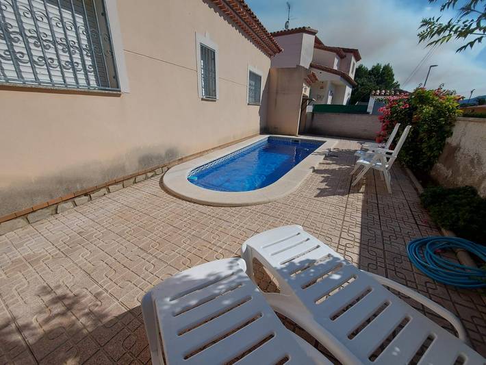 Casa de huéspedes para 4 personas, con jardín en Miami Platja