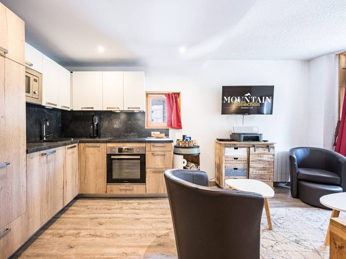 Gîte pour 5 personnes, avec balcon dans Office De Tourisme De Val D Isere - 3