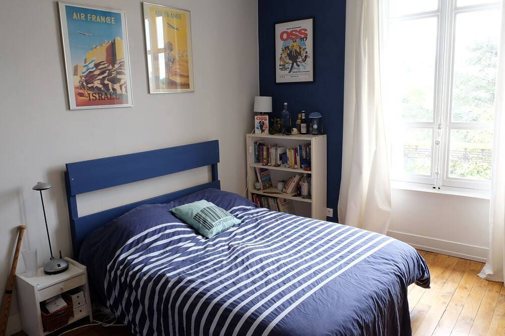 Rent house 4 bedrooms - sleeps 8 + view and swimming pool - 10mn from Lyon in Écully, Rhône