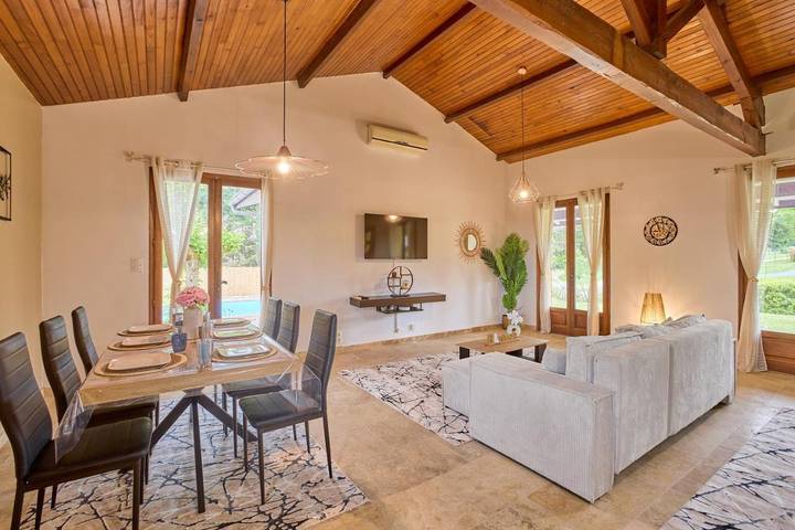 Casa de vacaciones para 6 personas, con piscina y jardín - 1